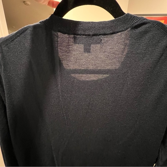 Banana Republic Women’s SILK CASHMERE CREW-NECK SWEATER - Picture 5 of 8